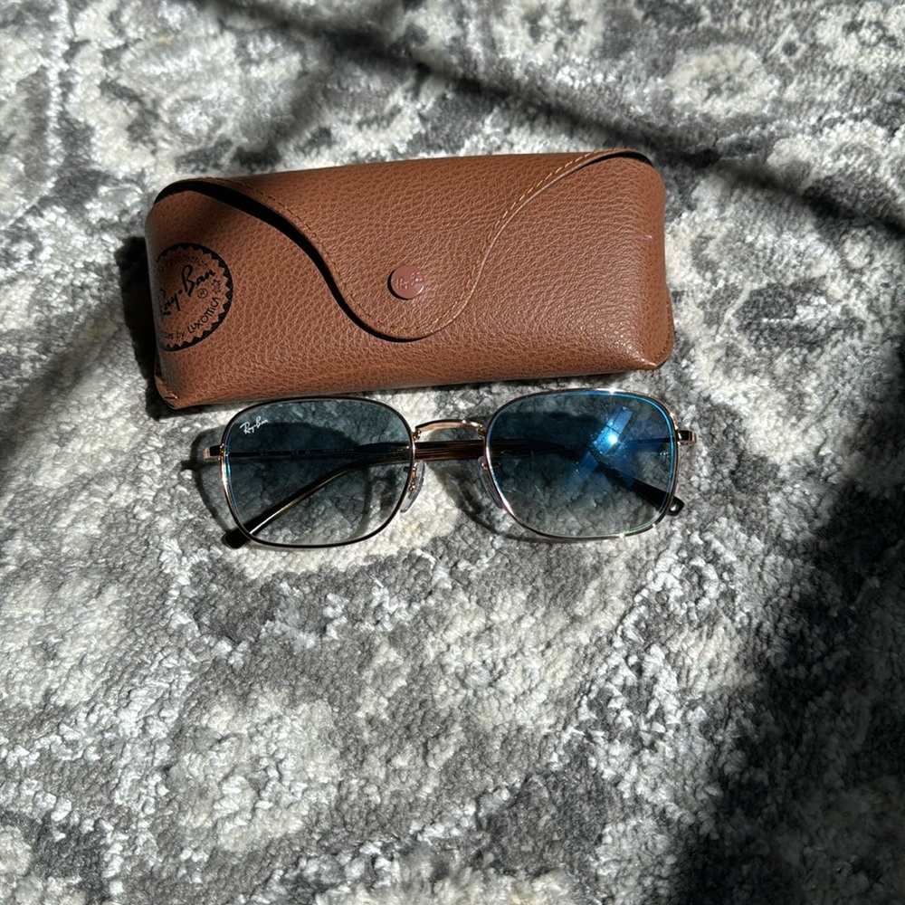 Ray Ban Blue Tinted Lens Sunglasses Y2K